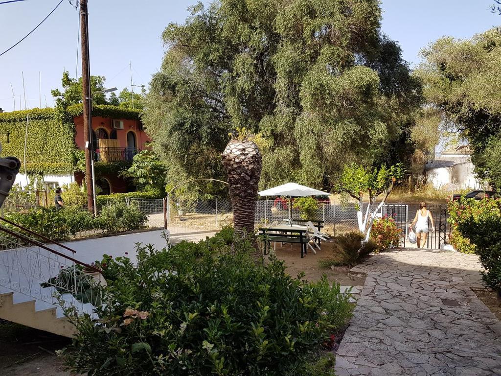 דירות בניטסס Gardelis Gardens מראה חיצוני תמונה