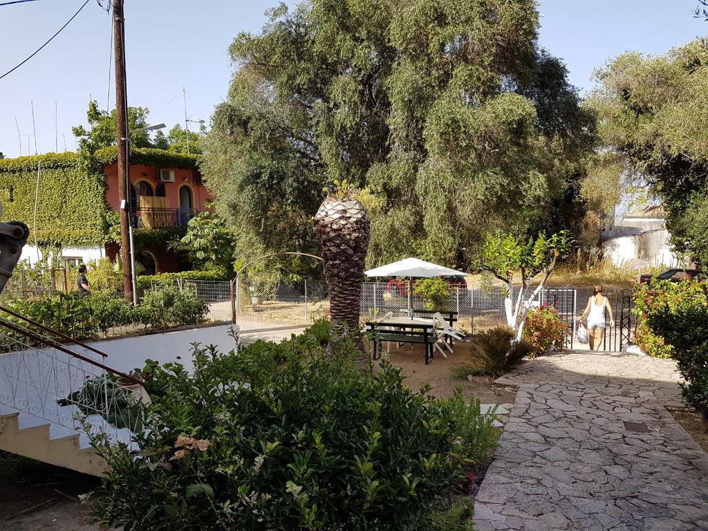 דירות בניטסס Gardelis Gardens מראה חיצוני תמונה